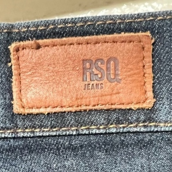 RSQ Blue Jeans 32x32 London Skinny LIKE NEW!! - Picture 6 of 13